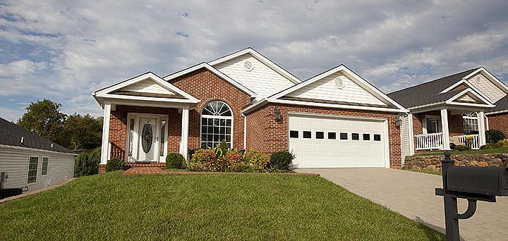 1st image of 4911 Renee Ln