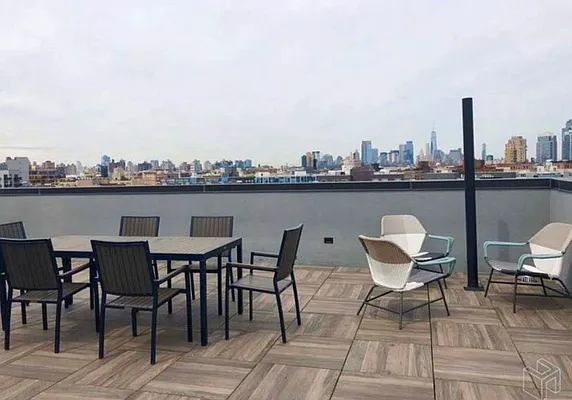 Rented by Compass | media 19