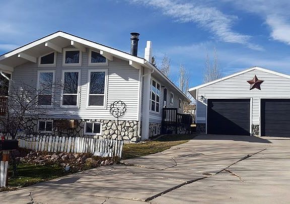 2nd image of 1623 Antelope Ct