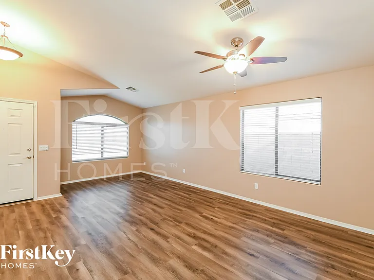 1356 E Cottonwood Rd — Photo 3