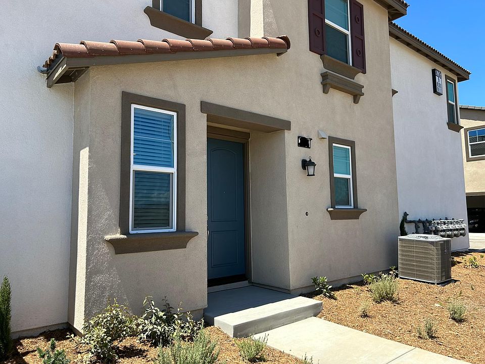 1st image of 34995 Algarve Ave