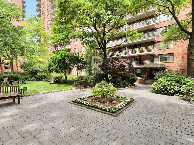 400 Central Park W #4N — Photo 8