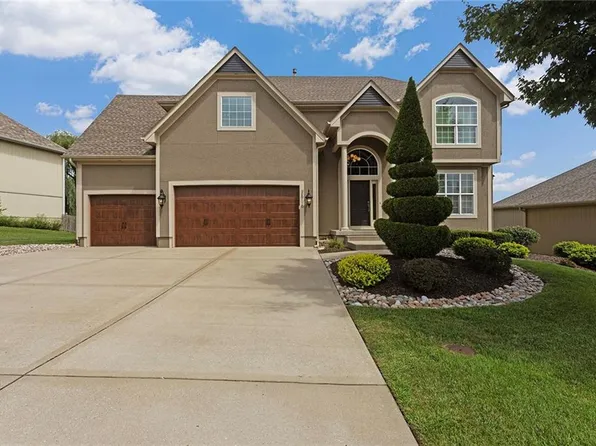 2516 SW Kristin Dr, Lees Summit, MO 64082