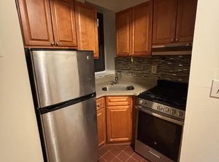 315 E 95th St APT 4C, New York, NY 10128