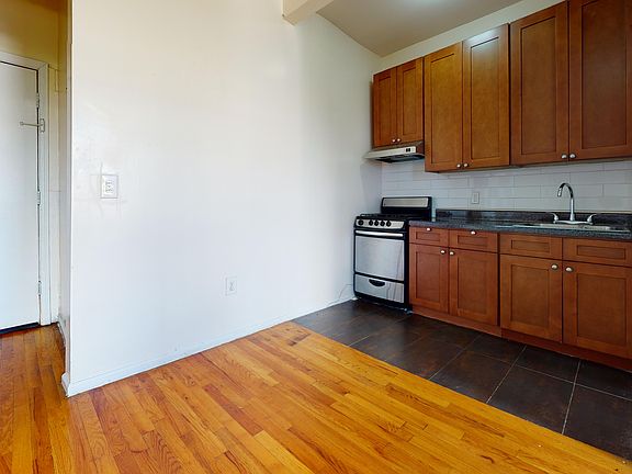 5th image of 58 Sip Ave #317