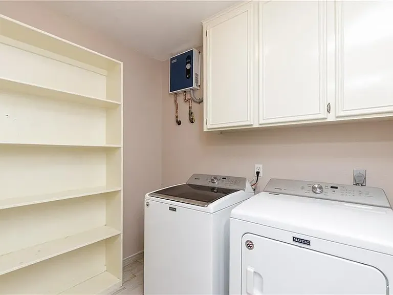 14882 Highland Mist Dr — Photo 30
