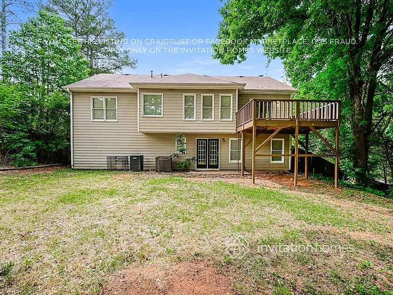 1099 Plantation Blvd SE — Photo 17