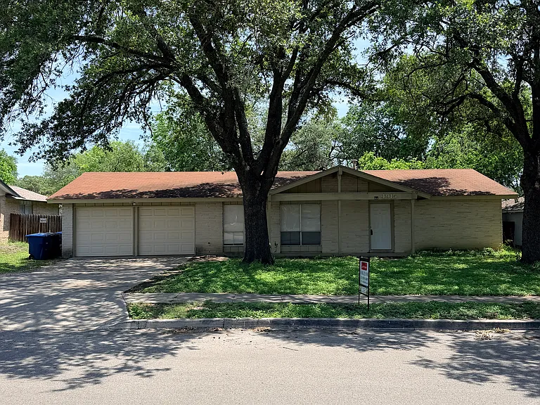 4915 Sierra Madre Dr — Photo 27