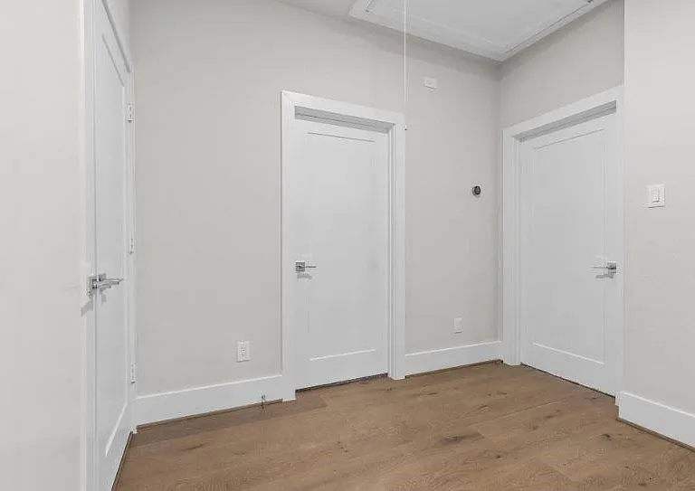 836 Fisher St #D — Photo 14