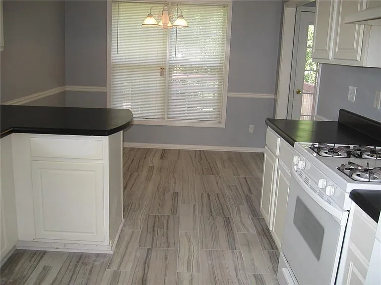 1158 Olde Hinge Way — Photo 24