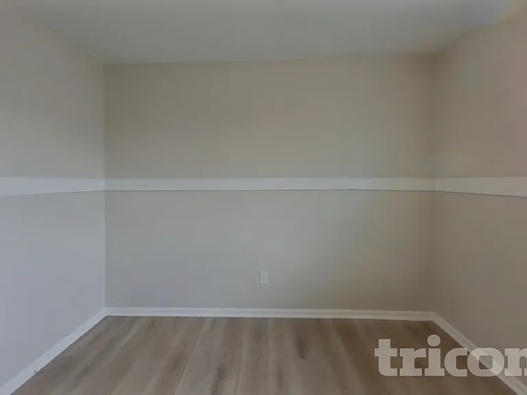 6427 Jules Dr — Photo 8