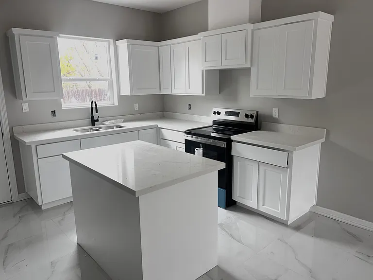 1300 Hummingbird Ct #6 — Photo 10
