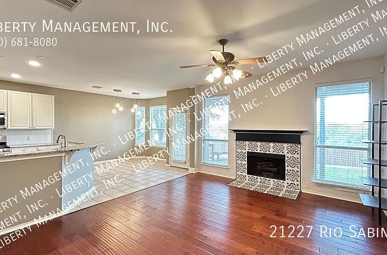 21227 Rio Sabinal — Photo 15