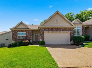1236 Emerald Gardens Dr, Saint Peters, MO 63376