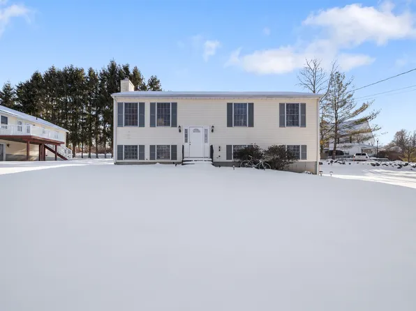 18 Windaway Road, Danbury, CT 06810