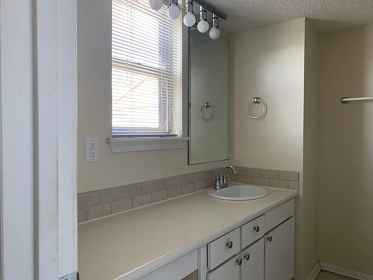 6000 N Pennsylvania Ave #1-206B — Photo 49