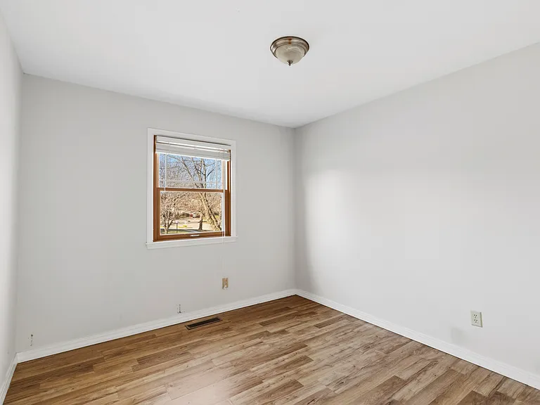 1903 Sumac Dr — Photo 21