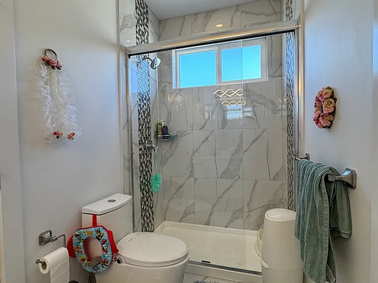 1250 Mitchell St — Photo 24