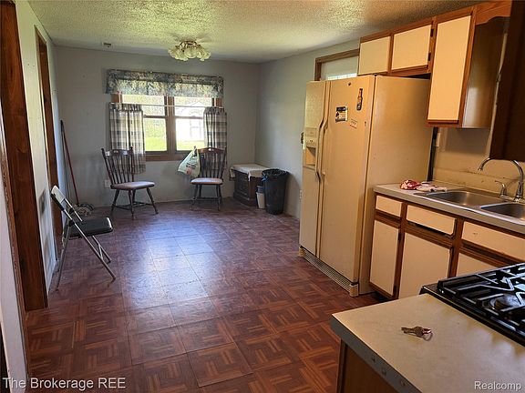 4th image of 4209 Williamson Rd