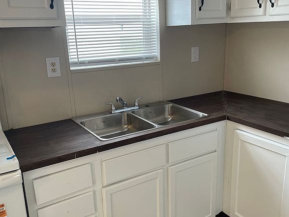 4th image of 5030 Easy St #2001