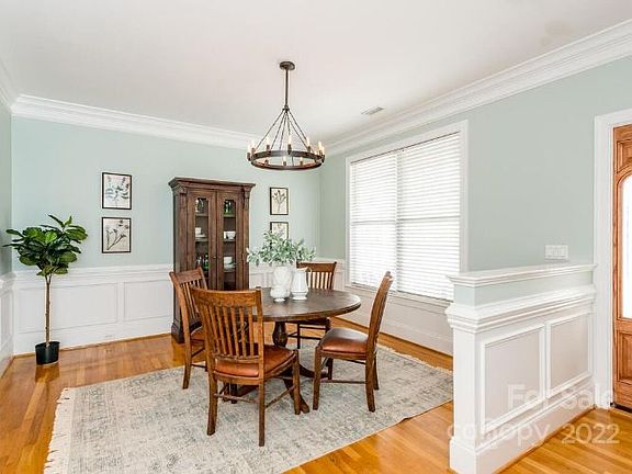 4th image of 124 Willow Oak Dr
