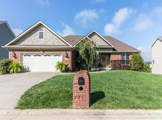 110 Blowing Tree Dr, Georgetown, KY 40324