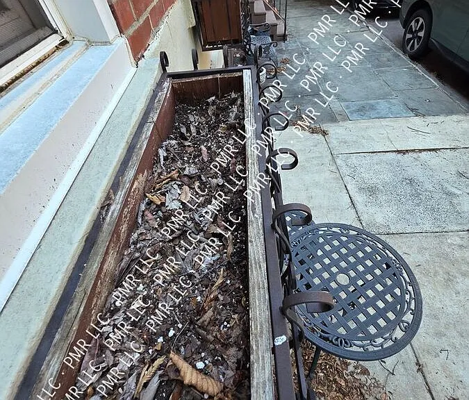 878 N Taylor St — Photo 1