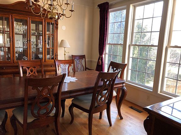 DINING ROOM. Crown molding, chair rails