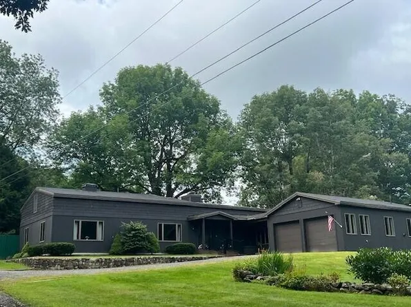 45 House Road, Wayne, ME 04284