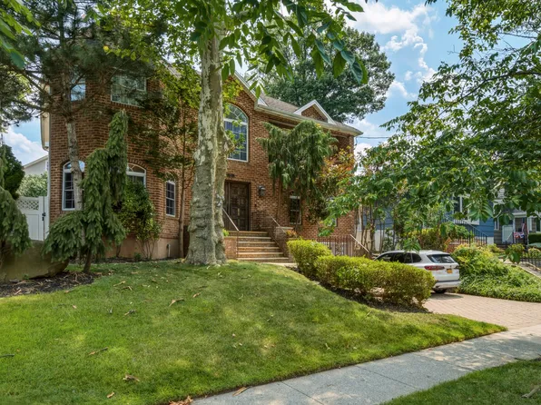 174 Kemball Avenue image 1 of 30