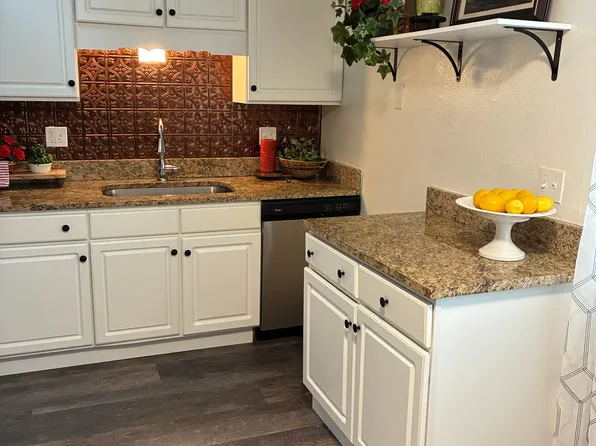3355 S Flower St Unit 60, Lakewood, CO 80227