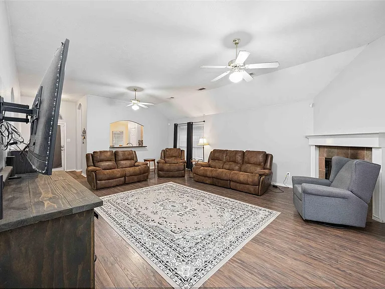 3345 Berzin Ct — Photo 9
