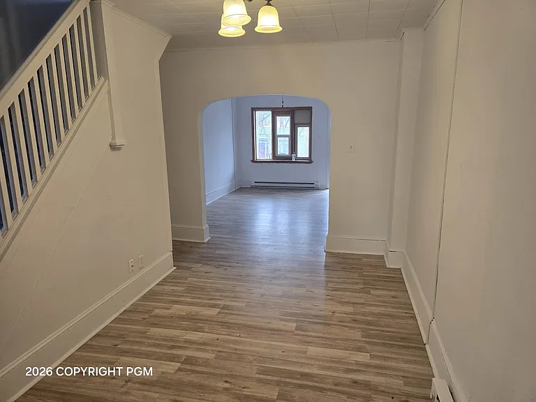 231 S Hickory St — Photo 9