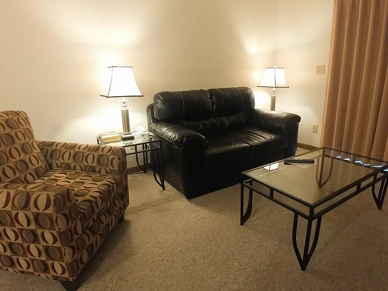 Alexis Manor — Photo 11
