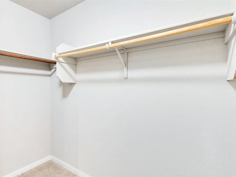 13923 Macquarie Dr — Photo 17