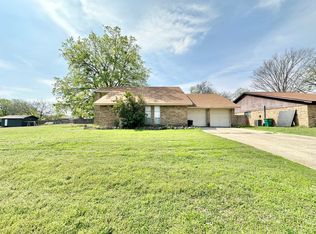 216 W Cardinal Ln, Harker Heights, TX 76548