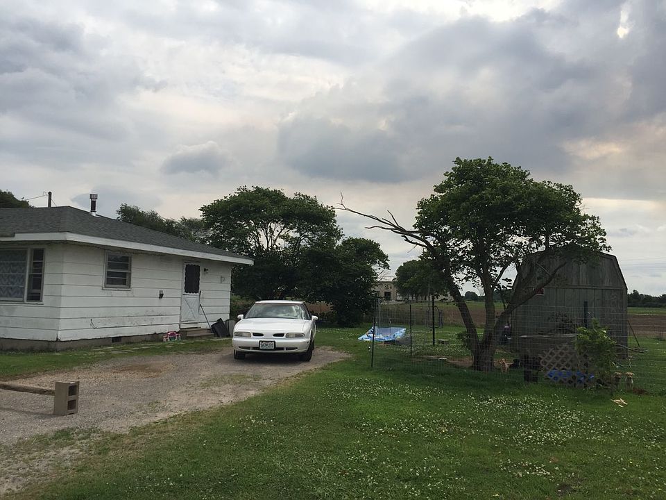 2nd image of 1304 Oak St