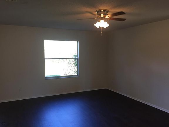 5th image of 1419 Chamale Ln