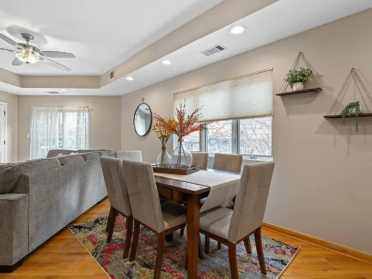 1450 W Webster Ave #2 — Photo 5