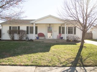 72 Foresters Ln, Springfield, IL 62704