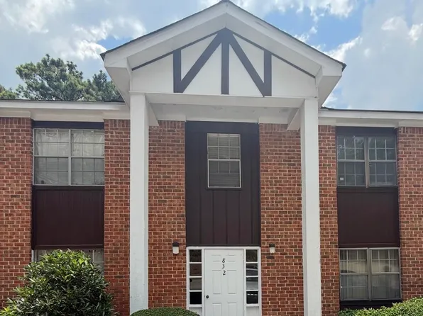 832 Beacon Pkwy E APT D, Birmingham, AL 35209