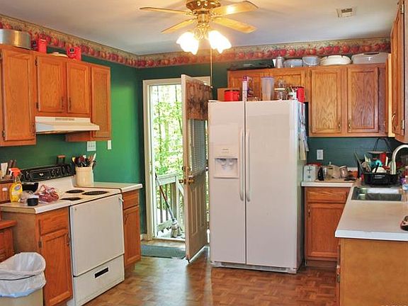 3rd image of 6365 Springside Dr