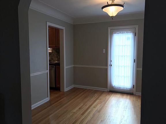 2nd image of 249 2nd St