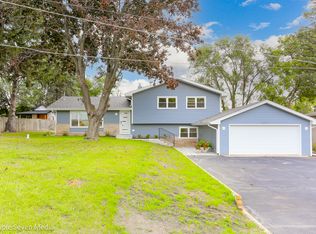 1432 N Cedar Rd, New Lenox, IL 60451