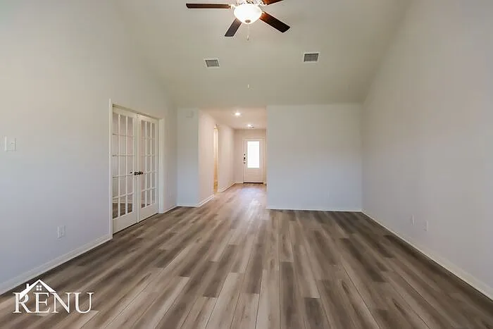 10421 Sweetwater Creek Dr — Photo 7