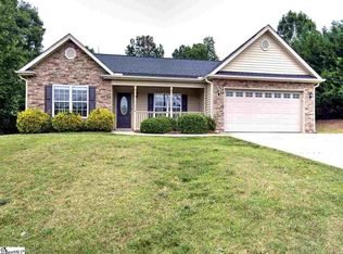 4 Meece Bridge Rd, Taylors, SC 29687