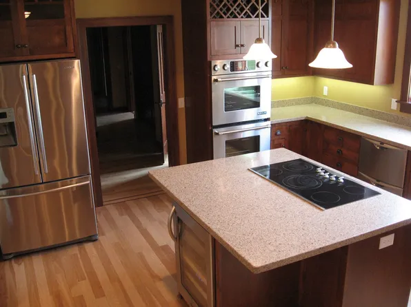 18625 Fontana St NE, Columbus, MN 55092