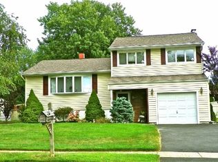28 Devonshire Ter, Flanders, NJ 07836