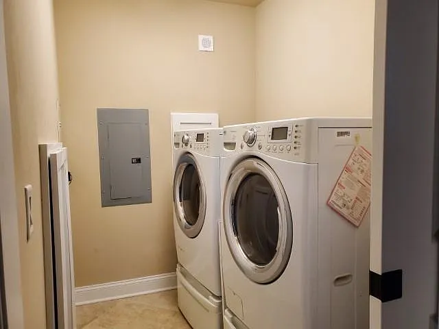 625 N Segoe Rd #212 — Photo 35