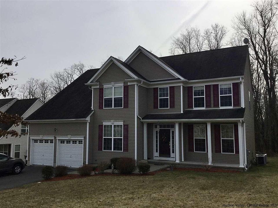 1st image of 6 Galloway Ln